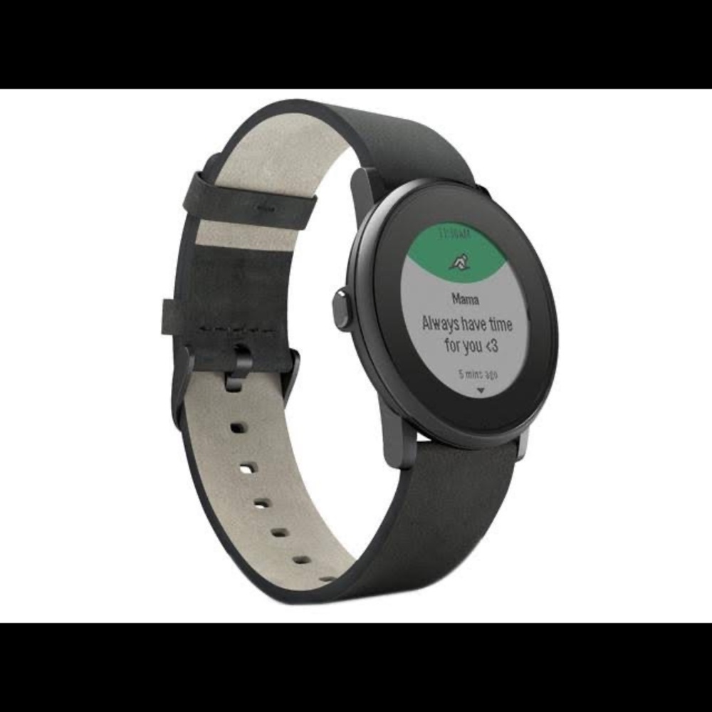 Black Pebble Round Smartwatch